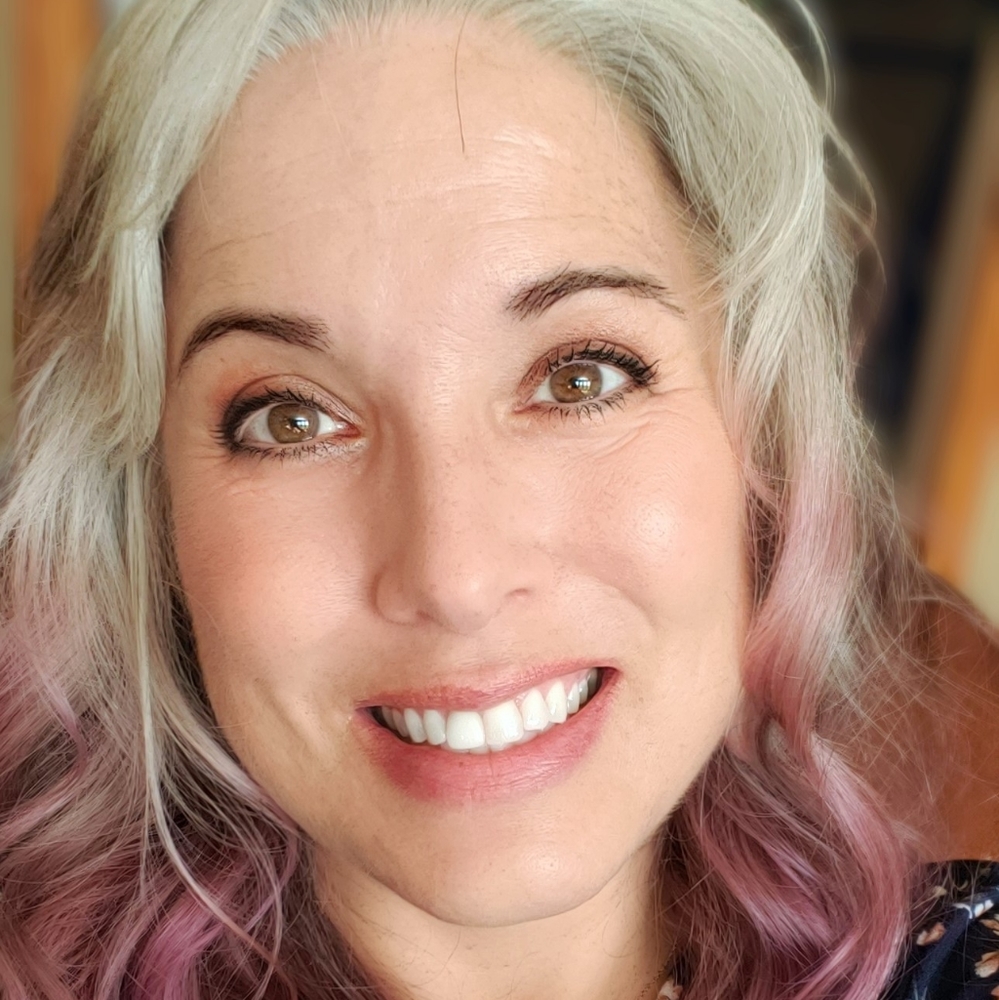 Meet your Posher, Marci